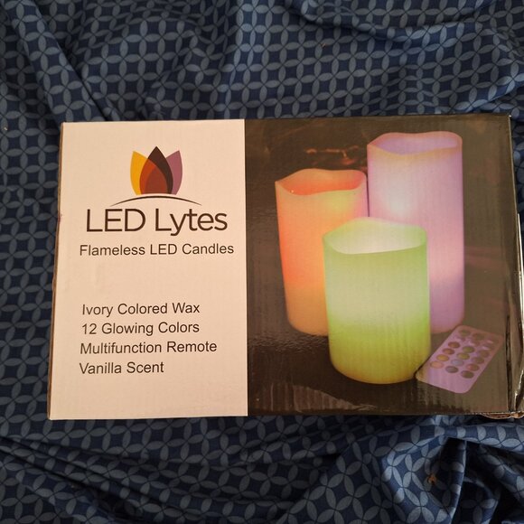 flameless LED candles - Picture 3 of 4